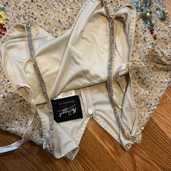 Mac Duggal Floral Embellished Spaghetti Strap Gown Size 12 NWT - Picture 13 of 17